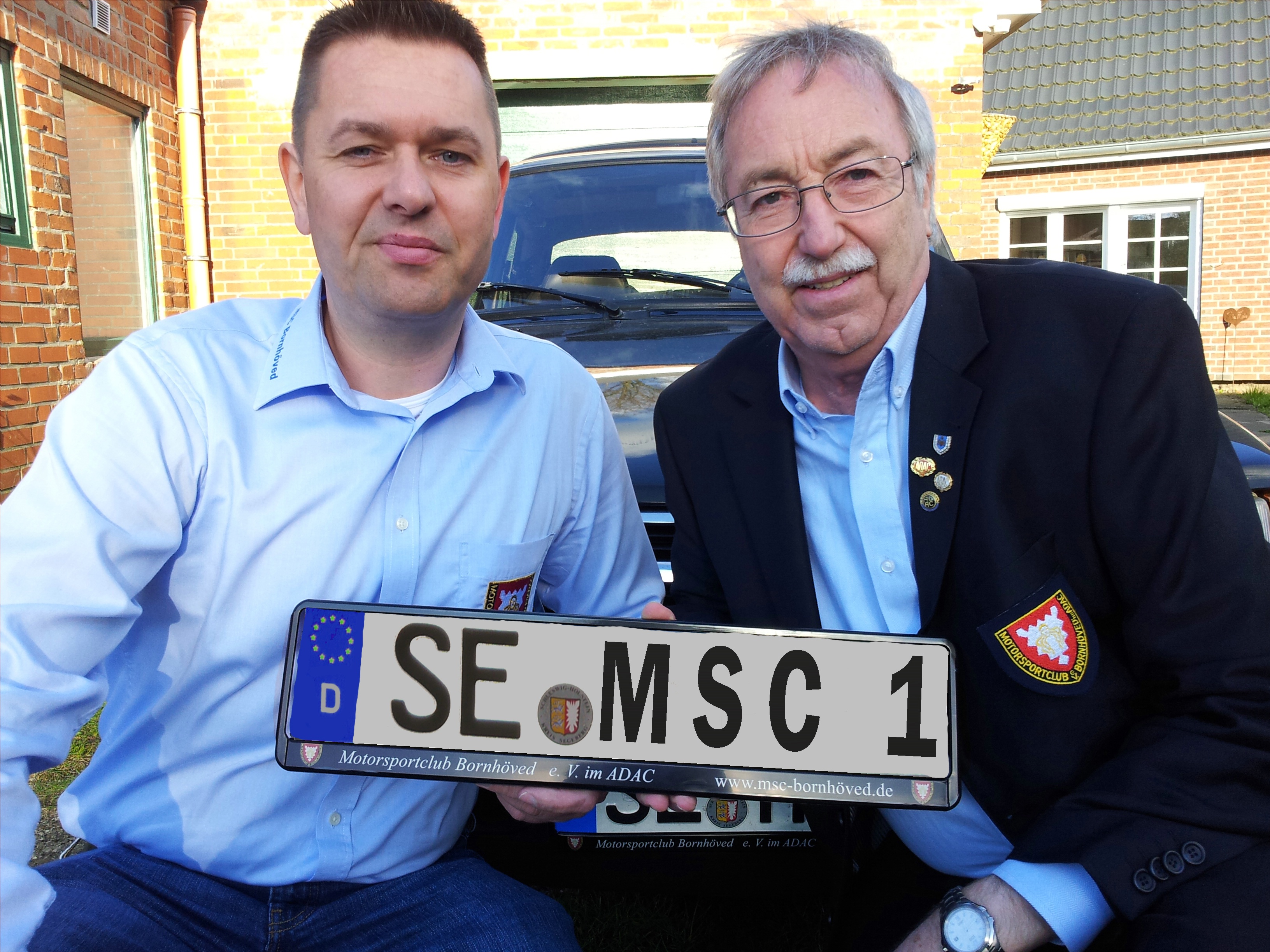 16-06-Nummernschildhalter 3 verkleinert